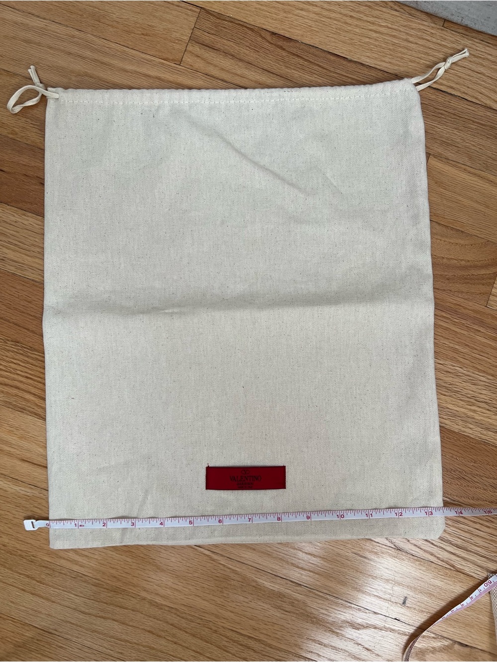 Valentino Garavani Cream Canvas Pouch dust shoes bag fro travel cotton linen new